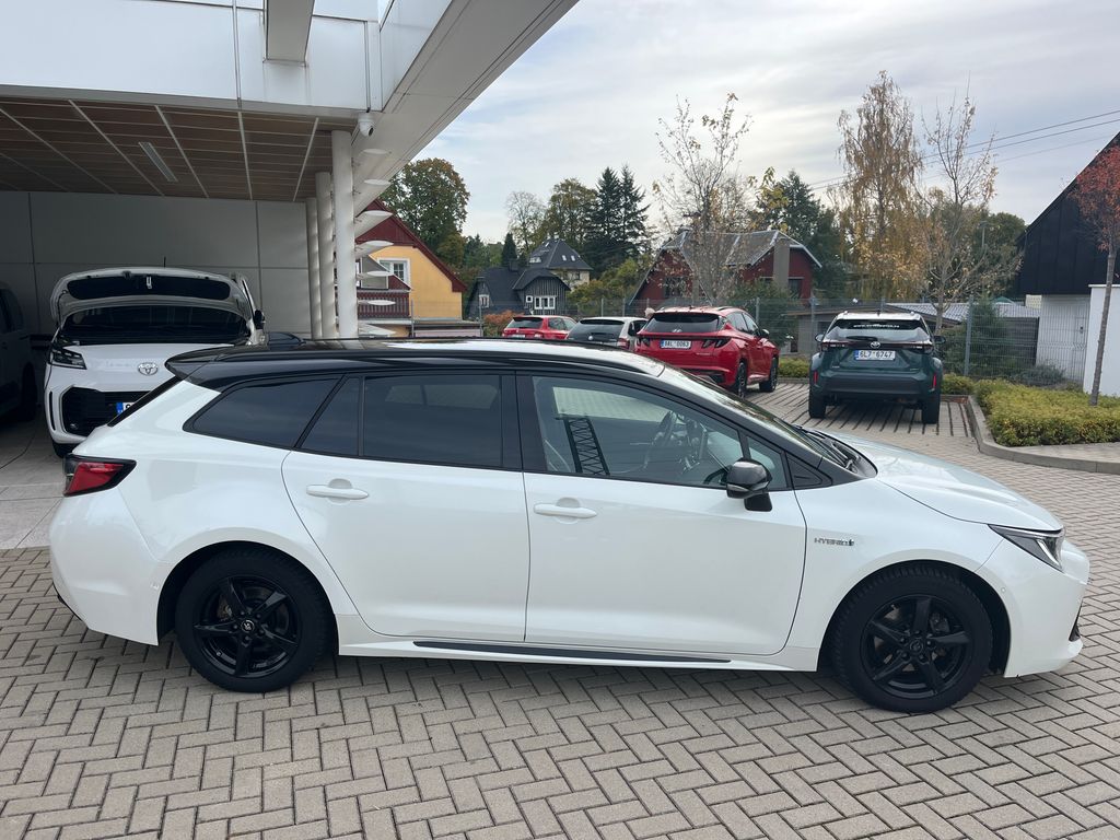 toyota-corolla-1-8-hybrid-e-cvt-gr-sport-ts - 6