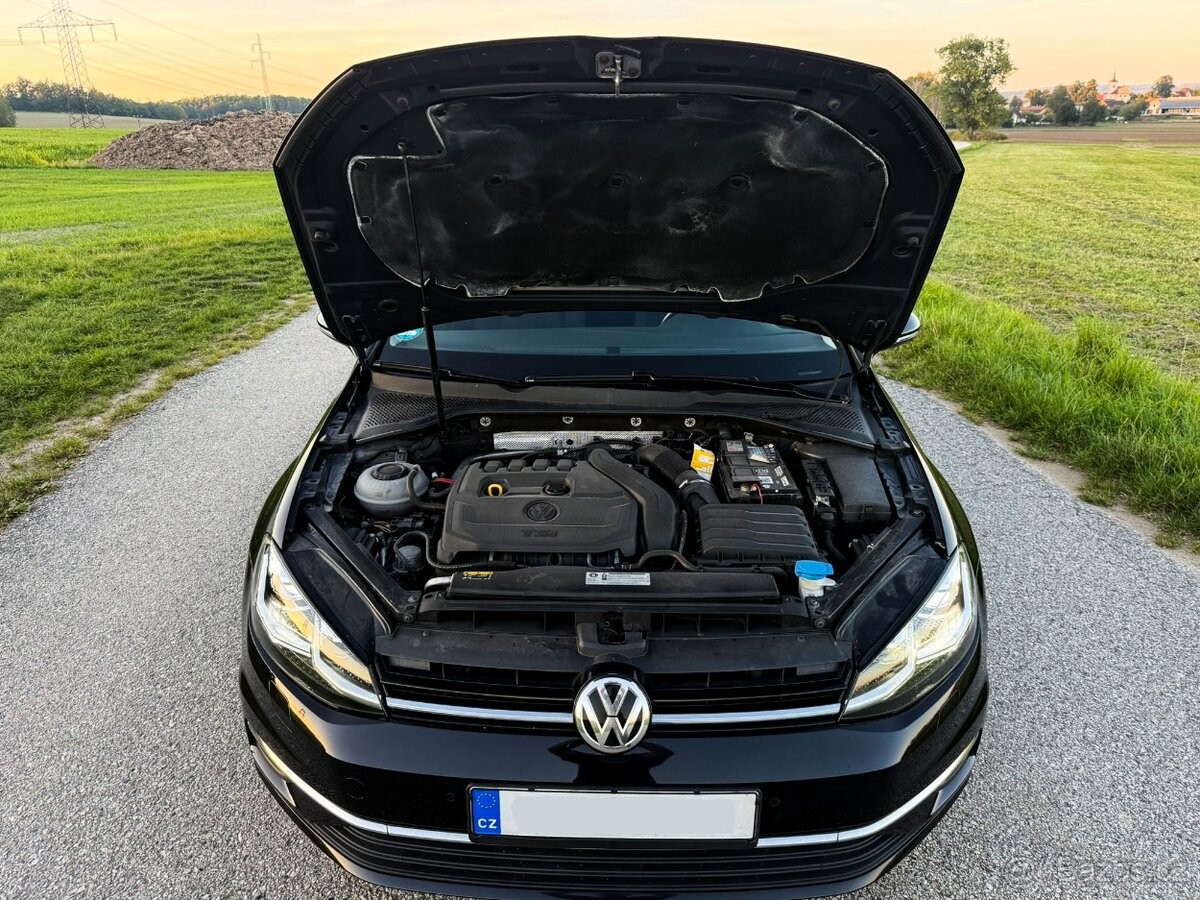 volkswagen-golf-1-5-tsi-110-kw-dsg-panorama - 8