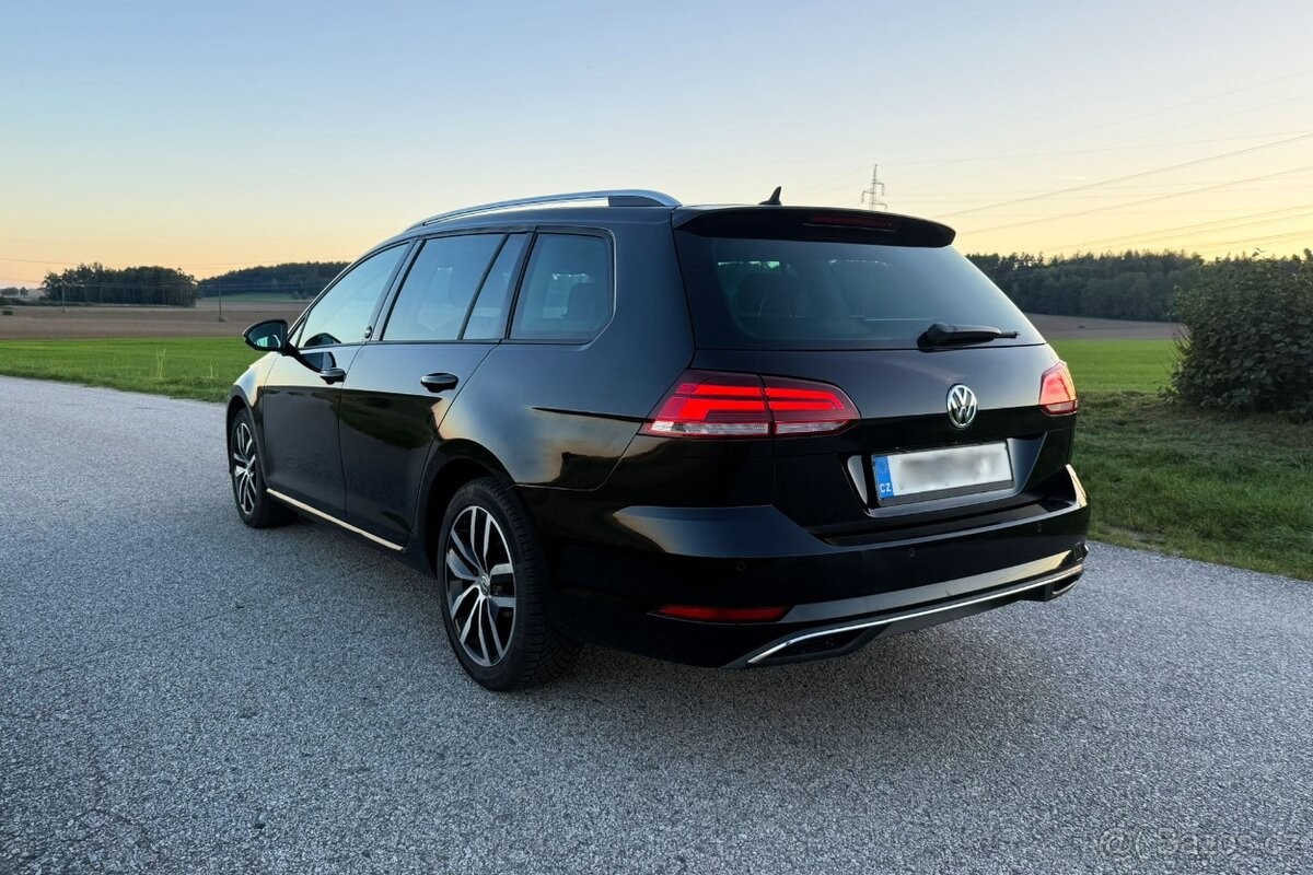 volkswagen-golf-1-5-tsi-110-kw-dsg-panorama - 9