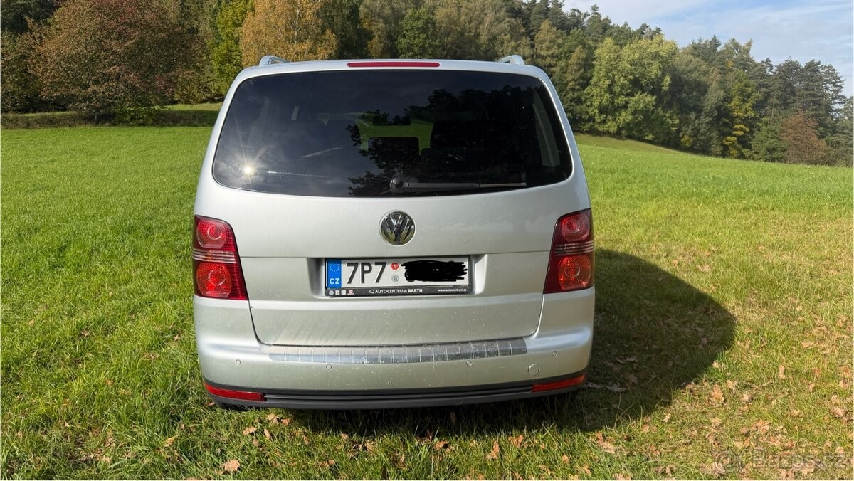 volkswagen-touran-1-9-tdi-77kw - 1
