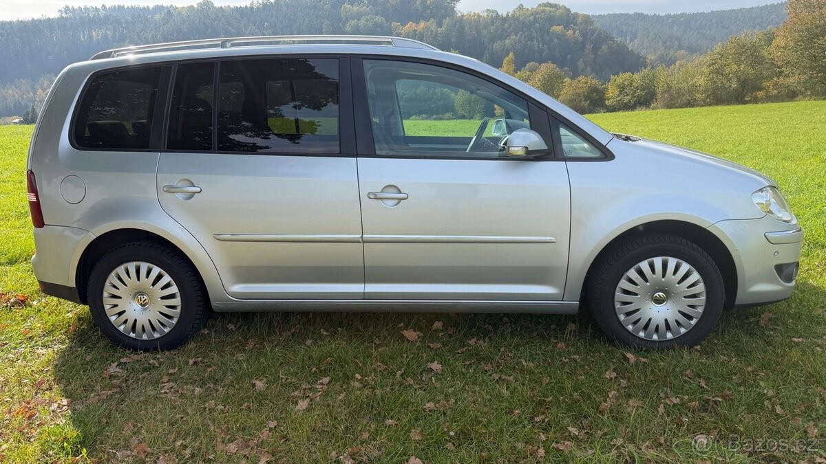 volkswagen-touran-1-9-tdi-77kw - 2