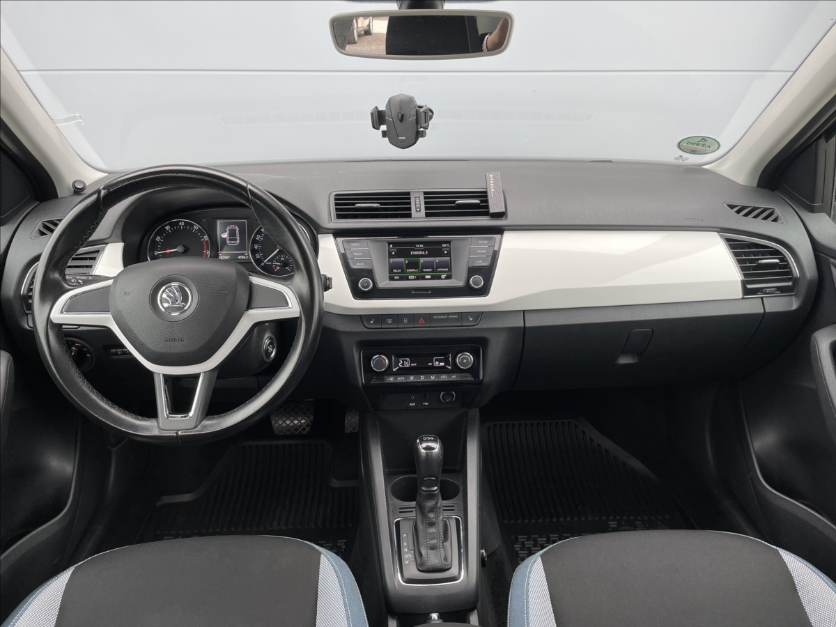 skoda-fabia-1-2-tsi-81kw-dsg-style-cr - 8