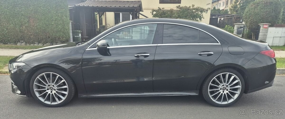 mercedes-benz-cla-2-0-200-d-coupe-amg-line-panorama - 6