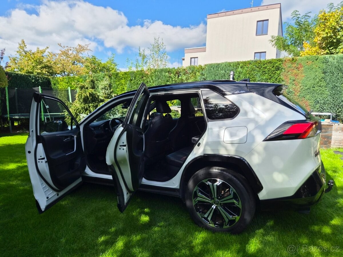 toyota-rav4-tovarni-zaruka-2027-phev - 7