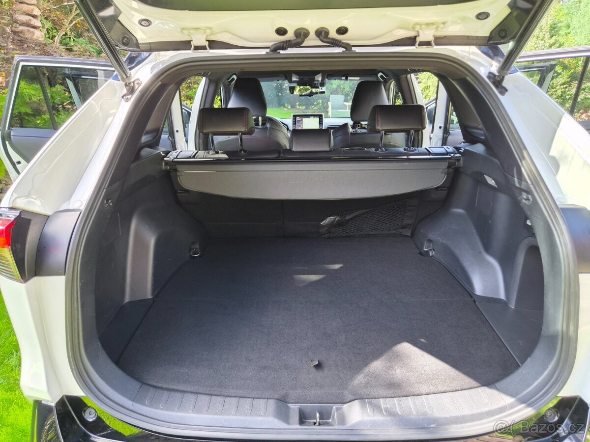 toyota-rav4-tovarni-zaruka-2027-phev - 8