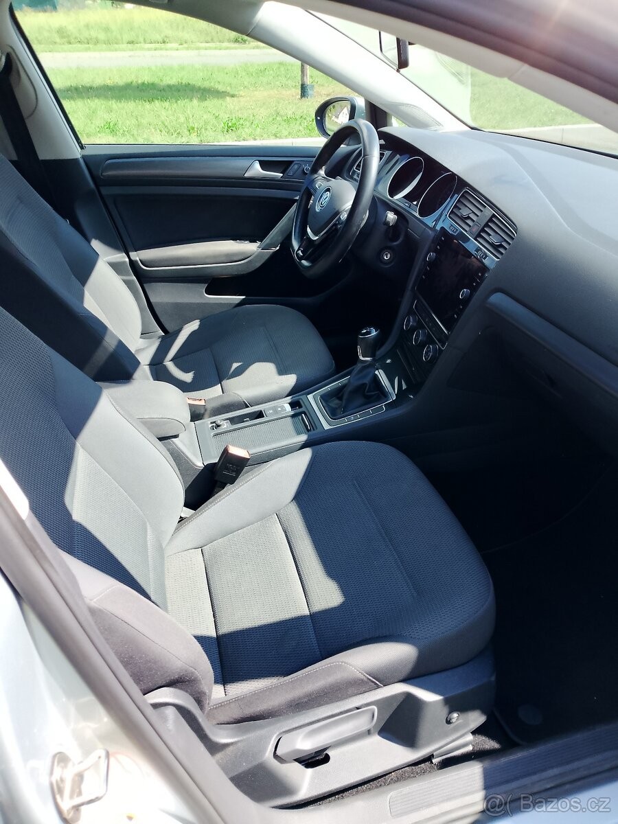 volkswagen-golf-1-5-tsi-act-bluemotion-96-kw - 9