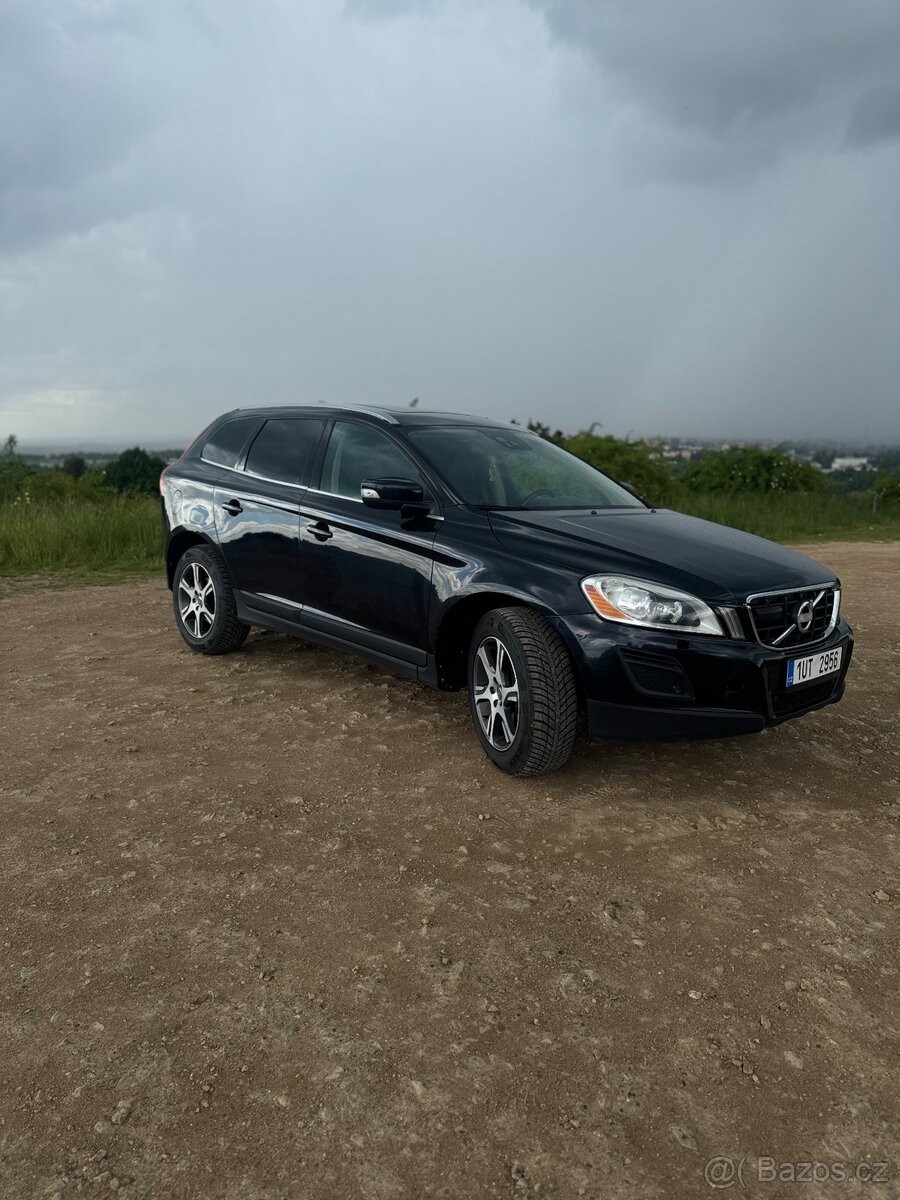 volvo-xc60-2-0 - 2