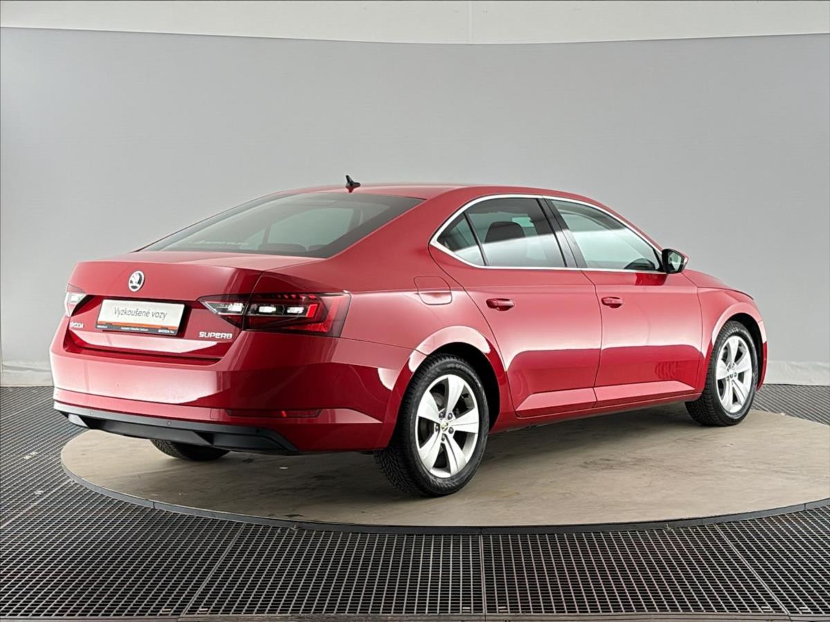 skoda-superb-2-0-tdi-ambition-plus - 1