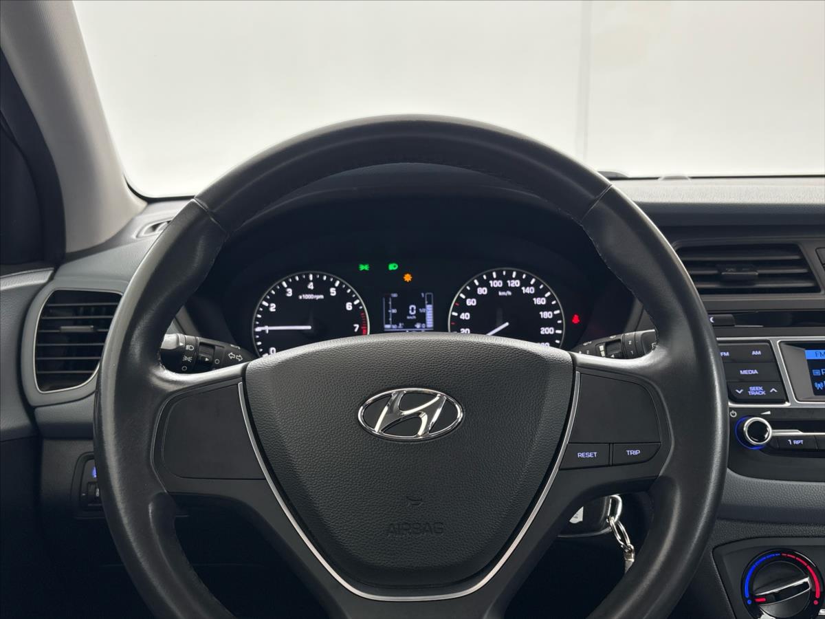 hyundai-i20-1-2-1-2i - 8