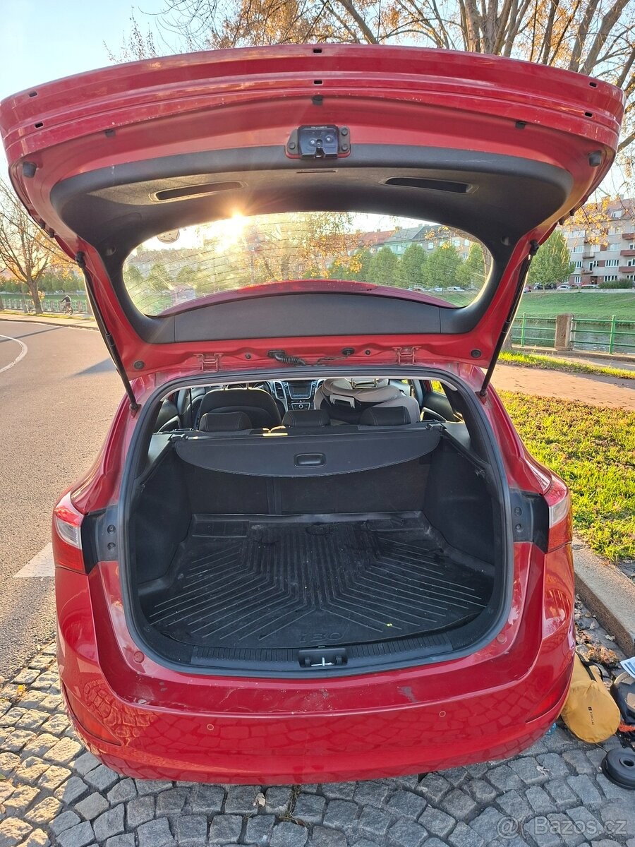 hyundai-i30-1-6-2013-rocnik-99kw-1-6-benzin - 2