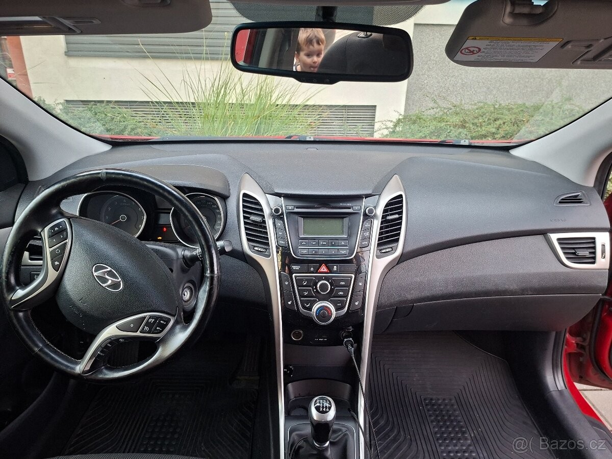 hyundai-i30-1-6-2013-rocnik-99kw-1-6-benzin - 9