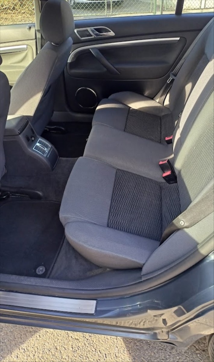 skoda-superb-1-9-tdi-2008-jen-190-250-km - 4