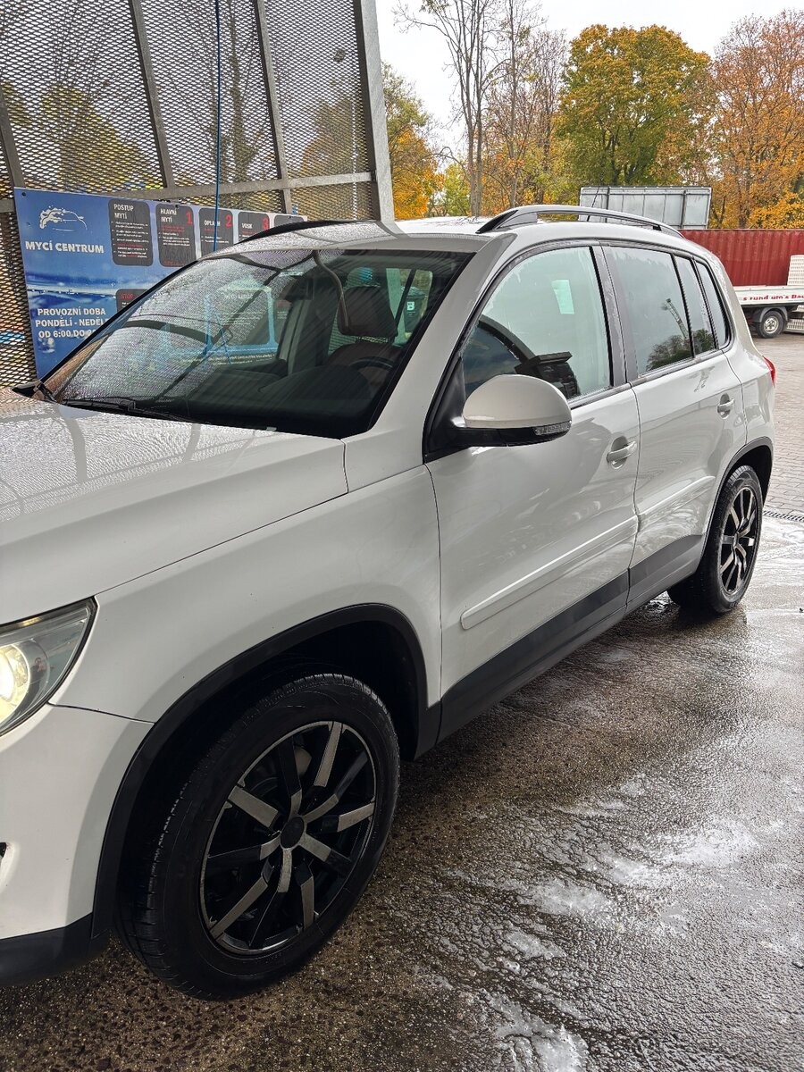 volkswagen-tiguan-2-0-tdi-4motion-103-kw-2010 - 4