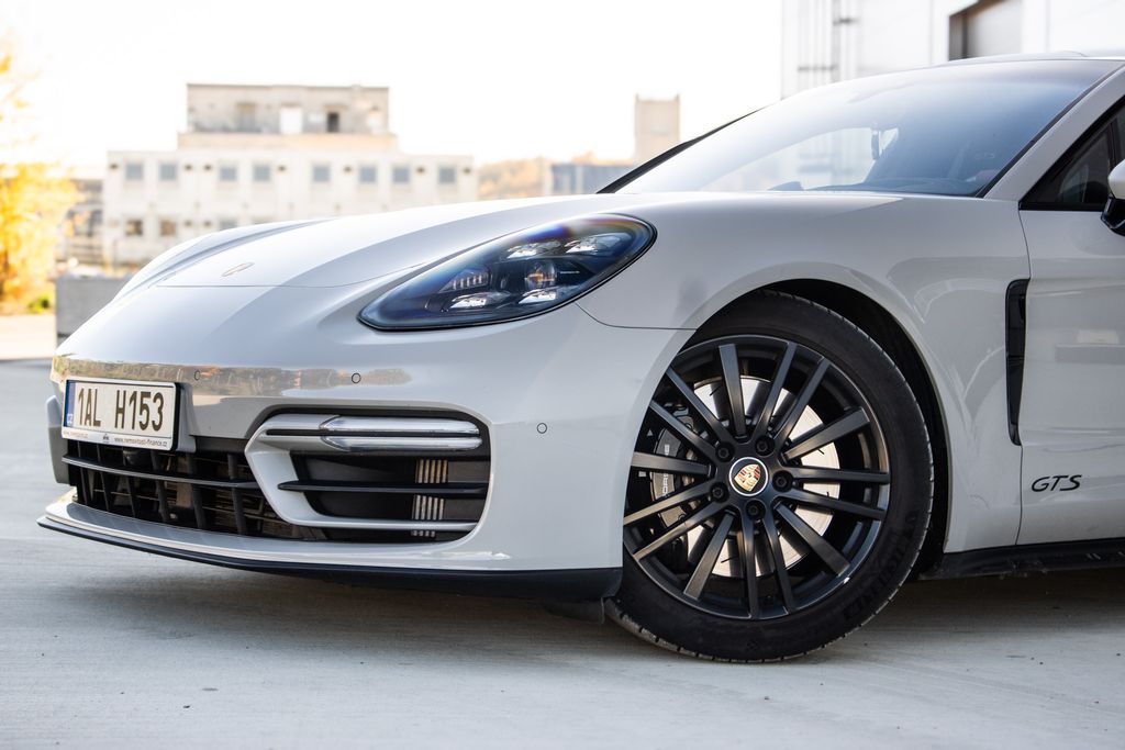 porsche-panamera - 7