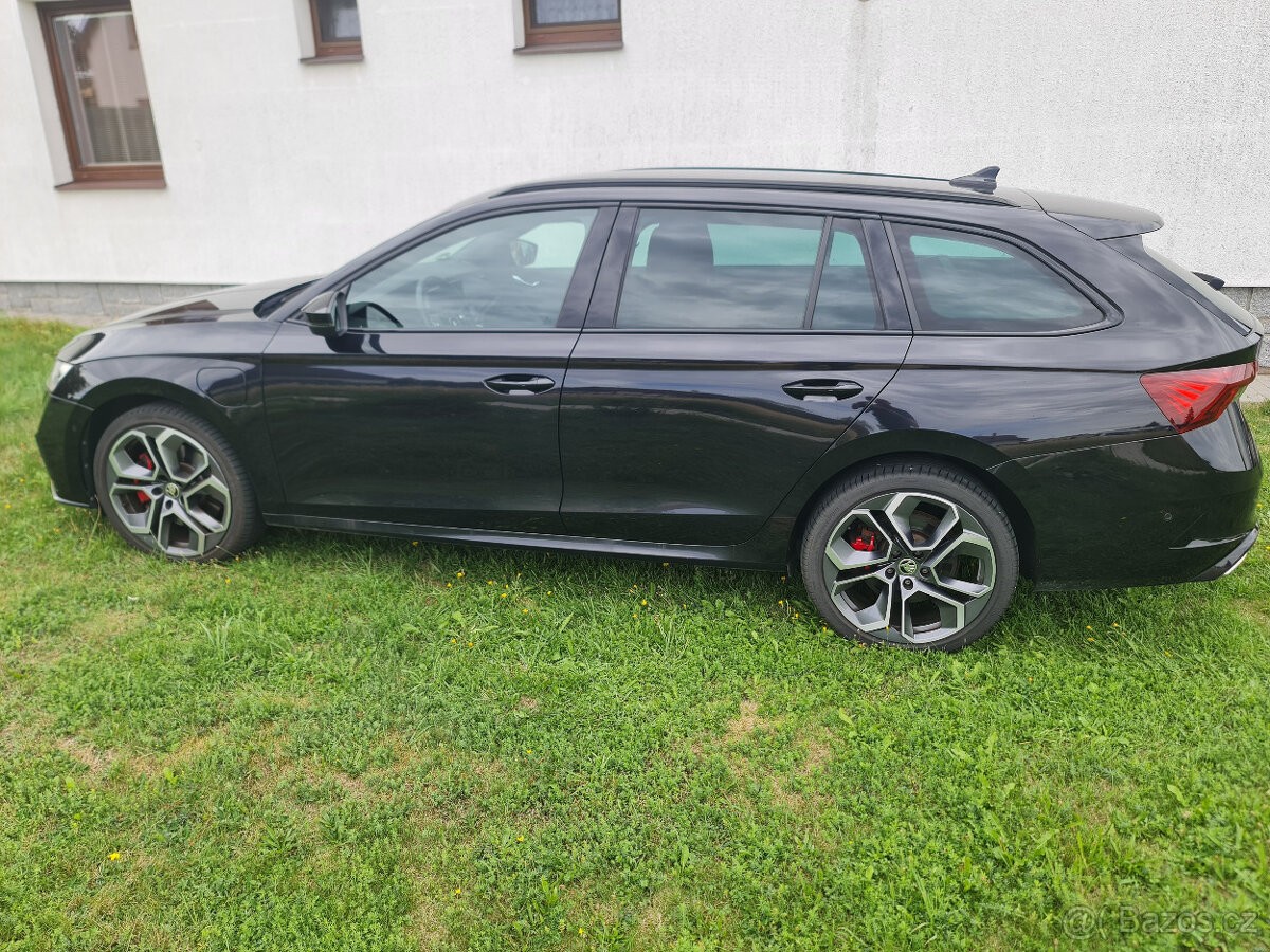 skoda-octavia-1-4-tsi-180kw-dsg-matrix-head-up - 8