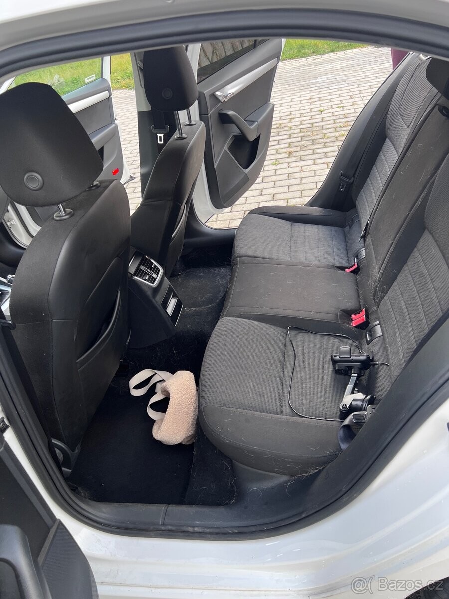 skoda-octavia-1-2-3-tsi-77-kw-2014 - 7