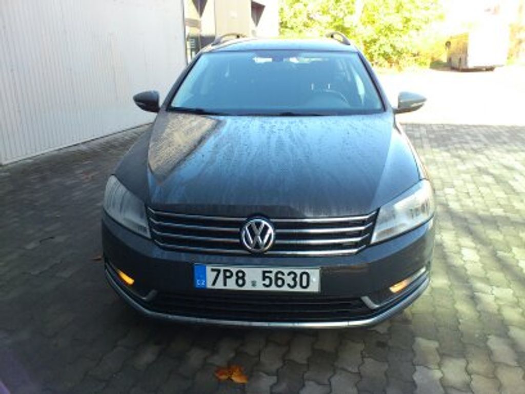 volkswagen-passat-2-0-tdi-103-kw-dsg - 1
