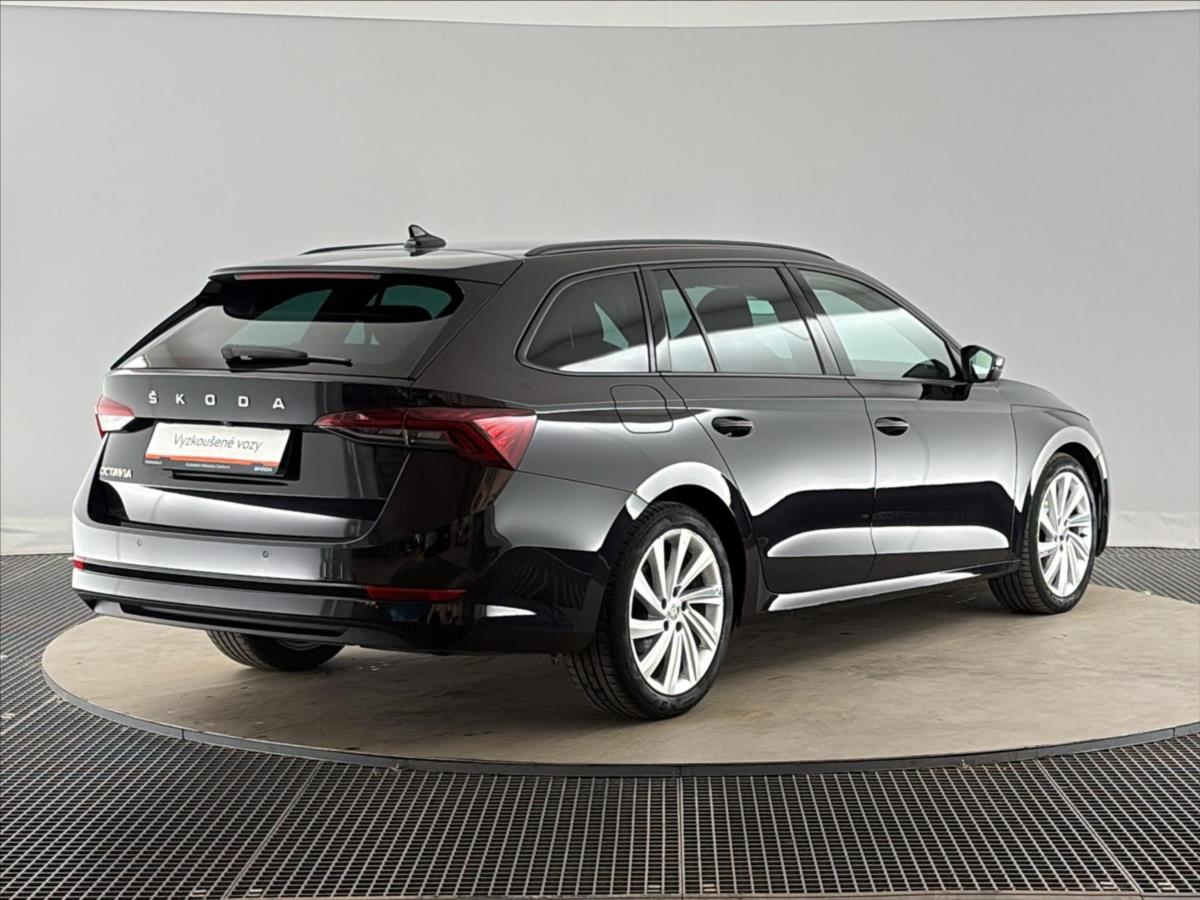 skoda-octavia-2-0-tdi-style-plus-7dsg - 1