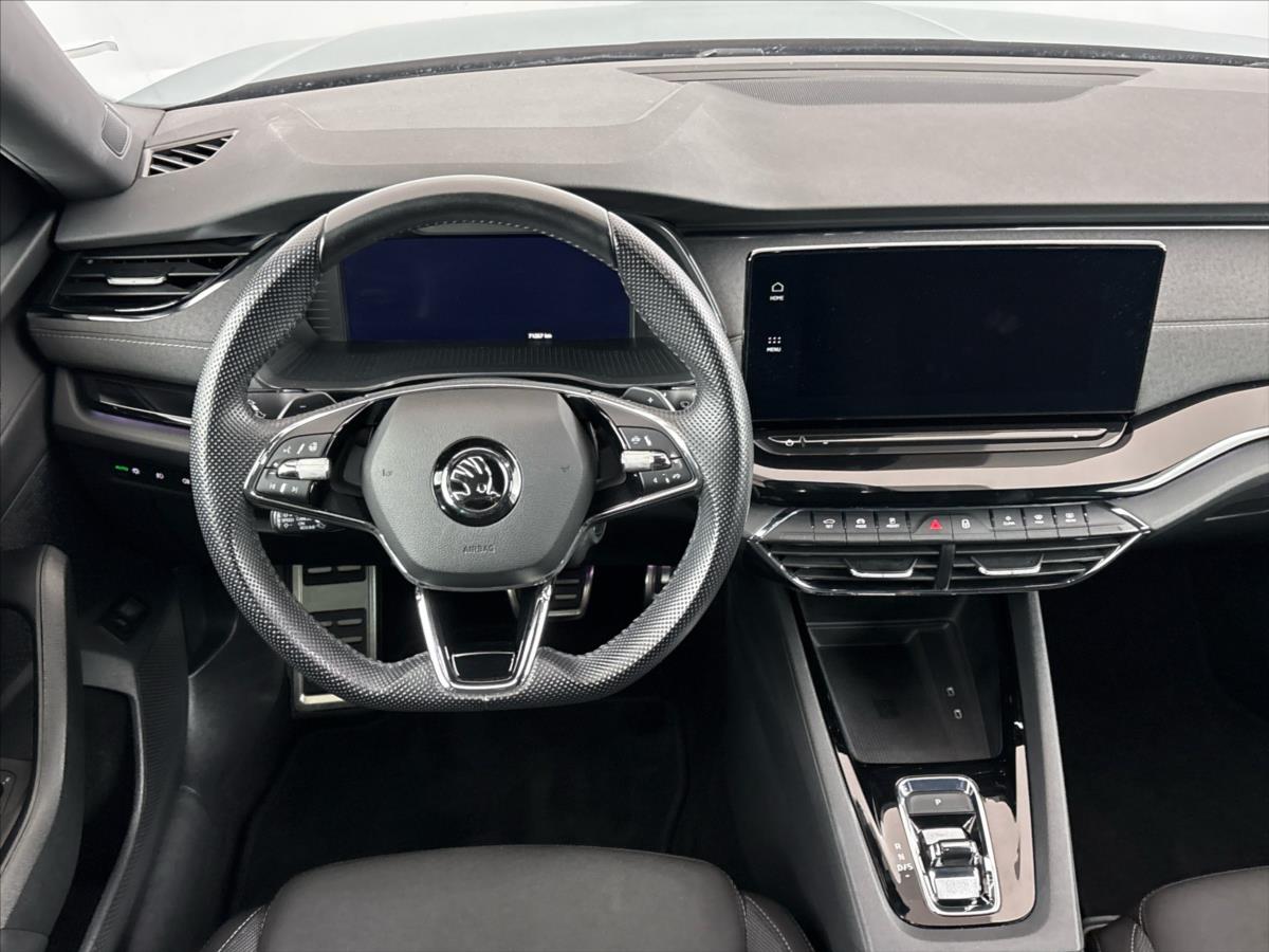skoda-octavia-2-0-tdi-style-plus-7dsg - 4