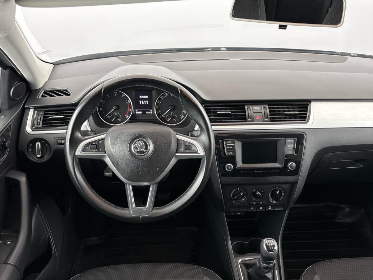 skoda-rapid-1-2-tsi-ambition-plus - 4