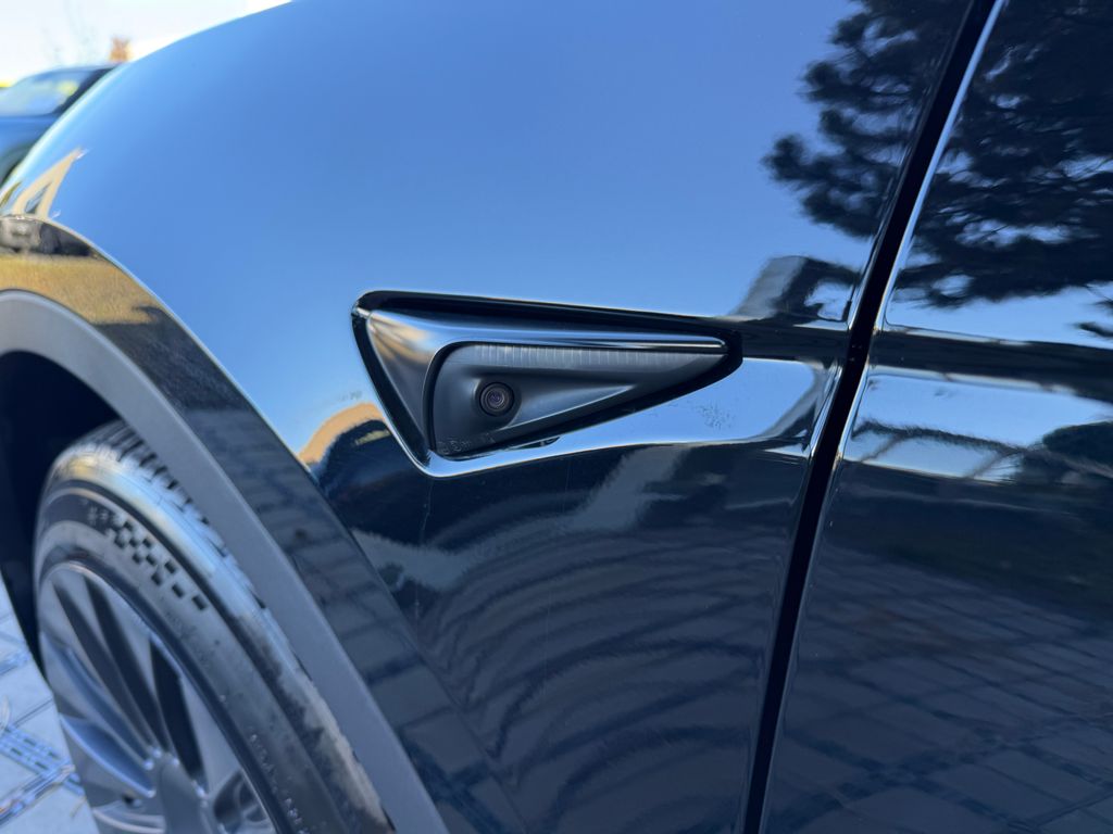 tesla-model-y-standart-range-lfp - 5