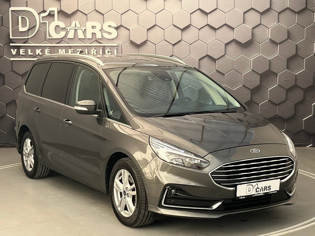 ford-galaxy-2-5-hev-titanium-7mist - 4