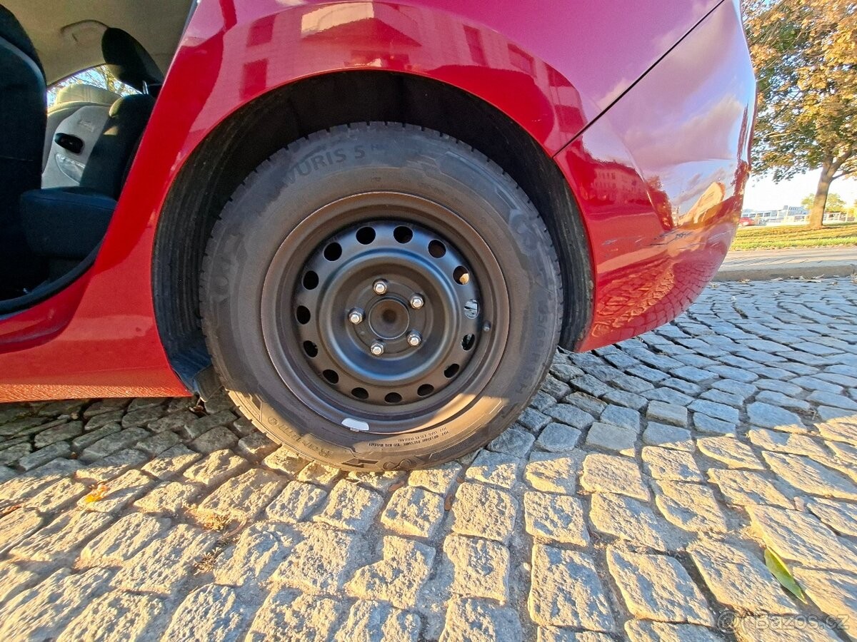 hyundai-i30-1-6-2013-rocnik-99kw-1-6-benzin - 8