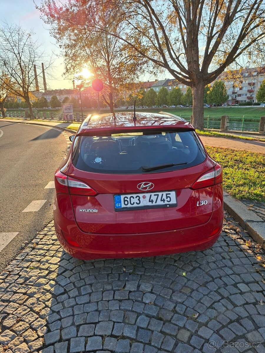 hyundai-i30-1-6-2013-rocnik-99kw-1-6-benzin - 9
