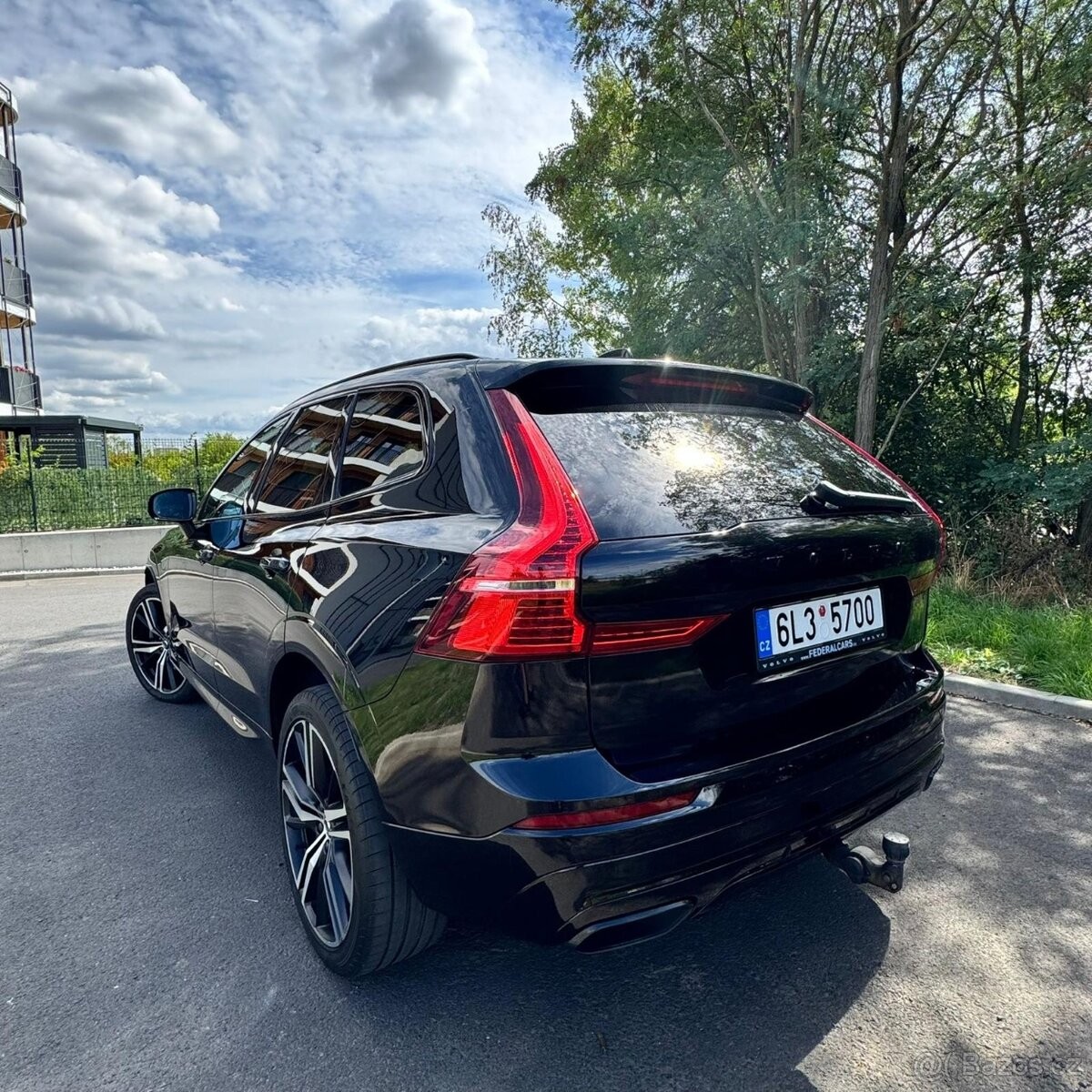 volvo-xc60-t6-rdesign-black-tazne - 2