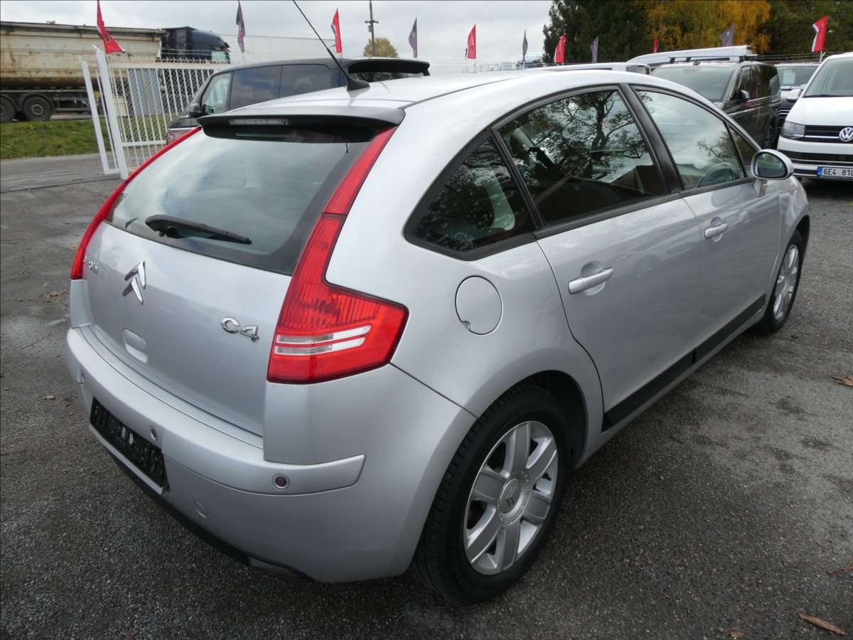 citroen-c4-1-6-i-80kw-2x-kola-serviska - 6