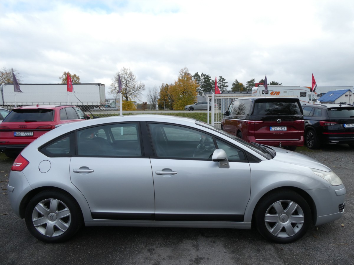 citroen-c4-1-6-i-80kw-2x-kola-serviska - 8