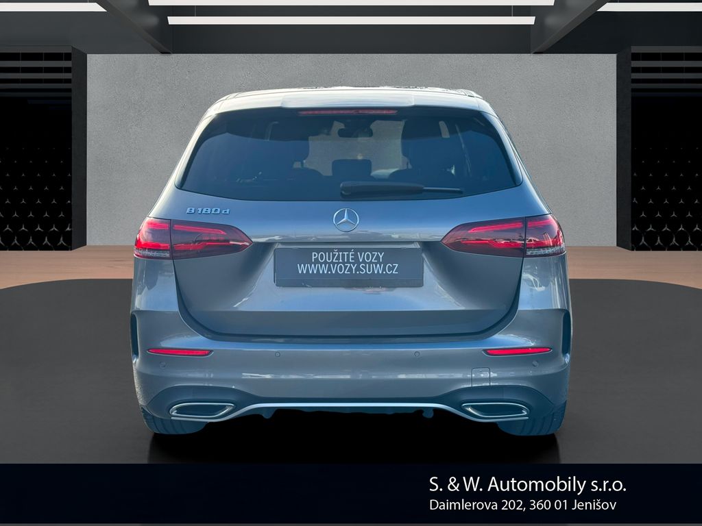mercedes-benz-tridy-b-180d-amg - 3