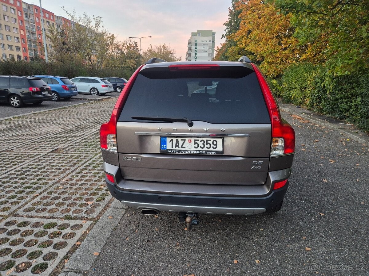 volvo-xc90-2-4-d5-executive-2011-7-mist-aut - 2